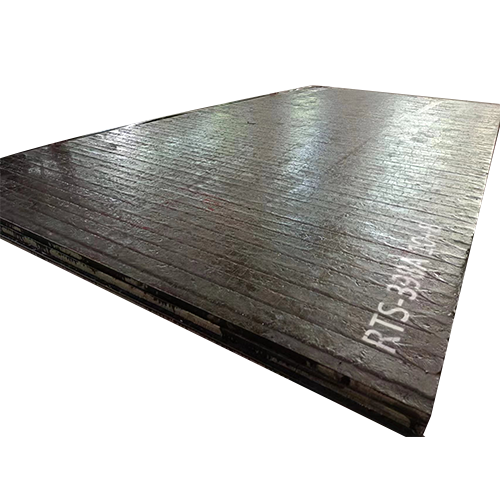 High temperature wear-resistant composite wear plate